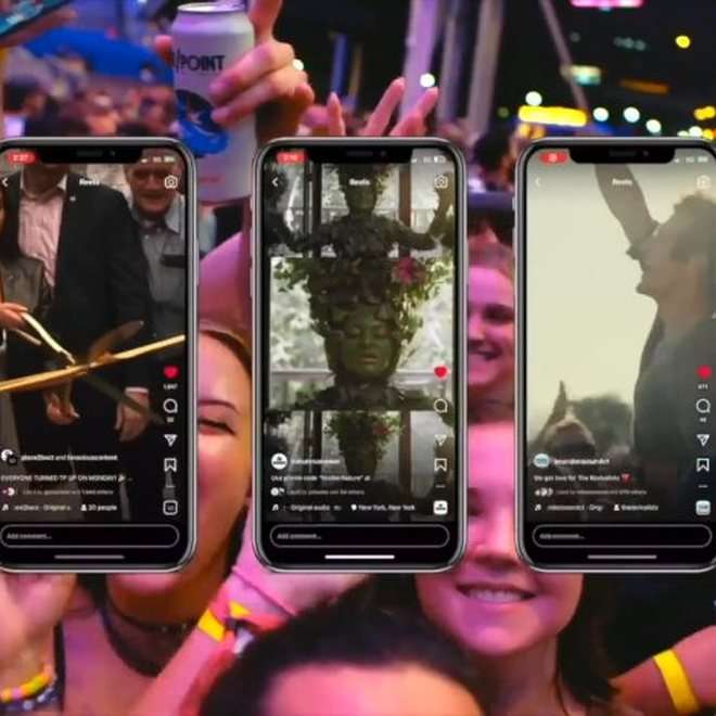 Vertical social content
