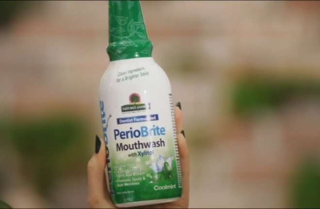 Nature's Answer PerioBrite product commercial still